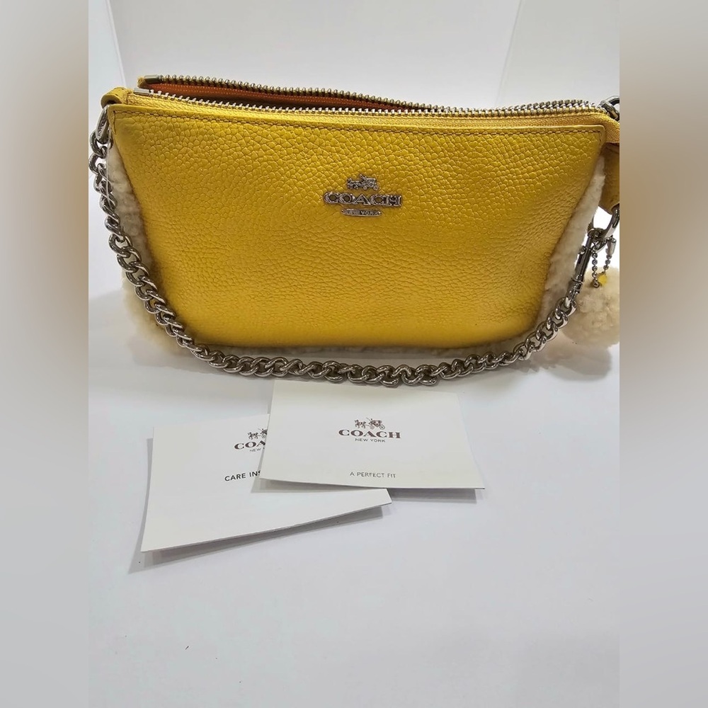 NWT Coach Yellow Pebbled Leather Mini Wristlet with Shearling Accents - Picture 4 of 10